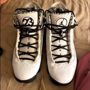 Jordan Six Ring, White & Black, Size I0.5